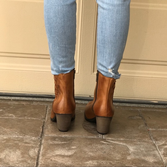 Cognac Cow Hide Leather Woven Side Boho Boots - Picture 5 of 8